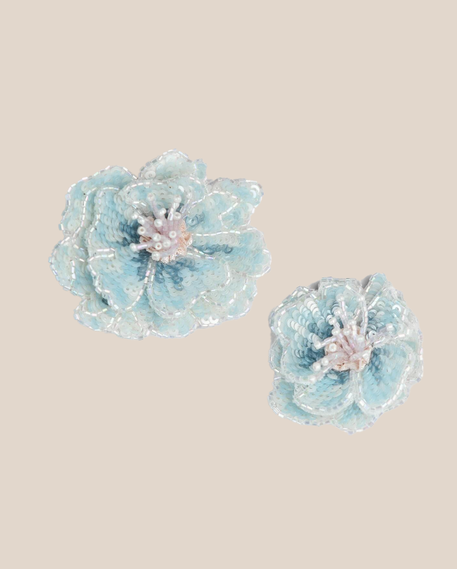 Blue Flower Clip